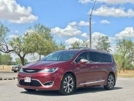 2017 CHRYSLER PACIFICA VAN V6, 3.6 LITER LIMITED MINIVAN 4D