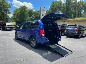 2015 CHRYSLER TOWN & COUNTRY VAN V6, 3.6 LITER TOURING MINIVAN 4D