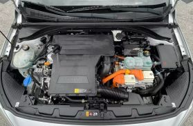 2018 HYUNDAI IONIQ HYBRID HATCHBACK 4-CYL, HYBRID, 1.6 LITER BLUE HATCHBACK 4D