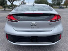 2018 HYUNDAI IONIQ HYBRID HATCHBACK 4-CYL, HYBRID, 1.6 LITER BLUE HATCHBACK 4D