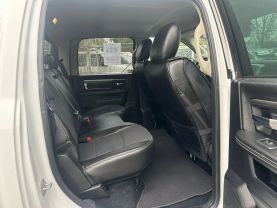 2014 RAM 1500 CREW CAB PICKUP WHITE AUTOMATIC - Auto Spot