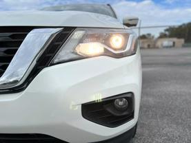 Buy Quality Used 2018 NISSAN PATHFINDER SUV WHITE AUTOMATIC - Concept Car Auto Sales near Orlando, FL