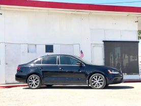 2017 VOLKSWAGEN JETTA SEDAN 4-CYL, TURBO, 1.4 LITER 1.4T SE SEDAN 4D