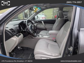 2011 TOYOTA HIGHLANDER SUV V6, 3.5 LITER SE SPORT UTILITY 4D