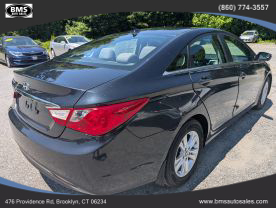 2012 HYUNDAI SONATA SEDAN 4-CYL, 2.4 LITER GLS SEDAN 4D