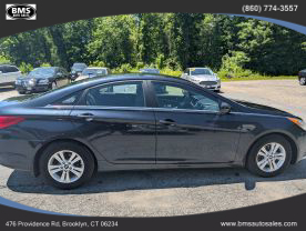 2012 HYUNDAI SONATA SEDAN 4-CYL, 2.4 LITER GLS SEDAN 4D