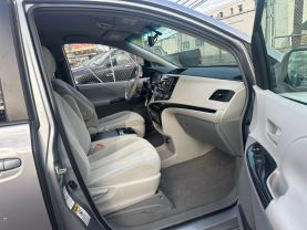 2011 TOYOTA SIENNA PASSENGER SILVER AUTOMATIC - Auto Spot