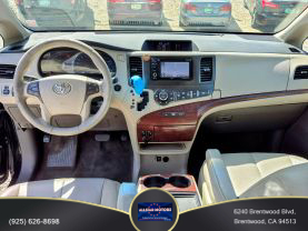 2013 TOYOTA SIENNA VAN V6, 3.5 LITER XLE MINIVAN 4D