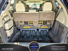2013 TOYOTA SIENNA VAN V6, 3.5 LITER XLE MINIVAN 4D