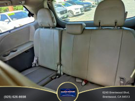 2013 TOYOTA SIENNA VAN V6, 3.5 LITER XLE MINIVAN 4D