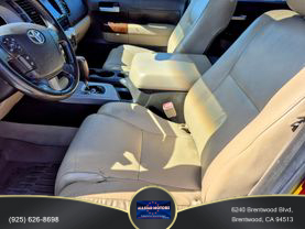 2010 TOYOTA TUNDRA CREWMAX PICKUP V8, 5.7 LITER LIMITED PICKUP 4D 5 1/2 FT