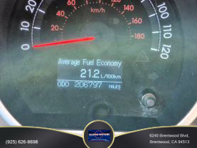 2010 TOYOTA TUNDRA CREWMAX PICKUP V8, 5.7 LITER LIMITED PICKUP 4D 5 1/2 FT