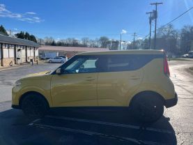 2020 KIA SOUL WAGON YELLOW AUTOMATIC - Auto Solutions of Greensboro LLC, NC, 36.05701, -79.84368