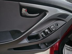 2016 HYUNDAI ELANTRA SEDAN 4-CYL, 1.8 LITER SE SEDAN 4D