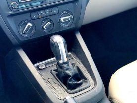 2017 VOLKSWAGEN JETTA SEDAN 4-CYL, TURBO, 1.4 LITER 1.4T SE SEDAN 4D