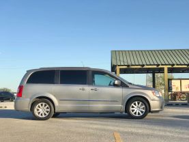 2015 CHRYSLER TOWN & COUNTRY VAN V6, 3.6 LITER TOURING MINIVAN 4D