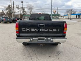 2002 CHEVROLET SILVERADO 1500 REGULAR CAB PICKUP V6, 4.3 LITER LONG BED