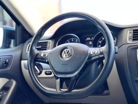 2017 VOLKSWAGEN JETTA SEDAN 4-CYL, TURBO, 1.4 LITER 1.4T SE SEDAN 4D