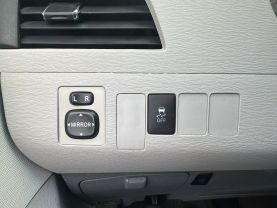 2011 TOYOTA SIENNA PASSENGER SILVER AUTOMATIC - Auto Spot