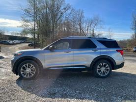 2022 FORD EXPLORER SUV 4-CYL, ECOBOOST, TURBO, 2.3 LITER LIMITED SPORT UTILITY 4D at T&T Repairables - used car dealership in Spencer, Indiana.