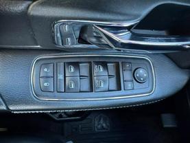 2018 RAM 1500 QUAD CAB PICKUP SILVER AUTOMATIC - Auto Spot