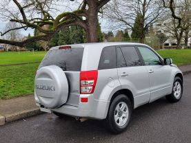 2010 SUZUKI GRAND VITARA SUV 4-CYL, 2.4 LITER PREMIUM SPORT UTILITY 4D