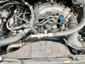 1998 NISSAN ELGRAND VAN VG33E V