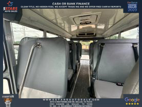 2005 CHEVROLET EXPRESS CUTAWAY CAB CHASSIS V8, 6.0 LITER VAN CAB-CHASSIS 2D