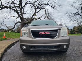 2011 GMC YUKON XL 1500 SUV V8, FLEX FUEL, 5.3 LITER SLT SPORT UTILITY 4D