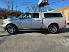 2018 RAM 1500 QUAD CAB PICKUP SILVER AUTOMATIC - Auto Spot