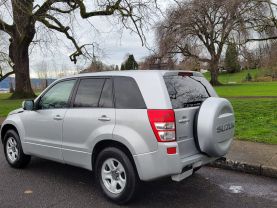 2010 SUZUKI GRAND VITARA SUV 4-CYL, 2.4 LITER PREMIUM SPORT UTILITY 4D