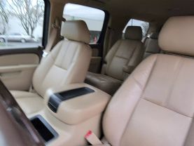 2011 GMC YUKON XL 1500 SUV V8, FLEX FUEL, 5.3 LITER SLT SPORT UTILITY 4D