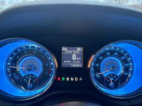 2011 CHRYSLER 300 SEDAN BLUE AUTOMATIC - Auto Spot