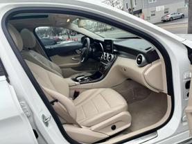 2016 MERCEDES-BENZ C-CLASS SEDAN WHITE AUTOMATIC - Auto Spot