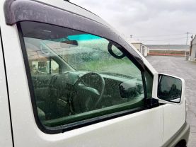 1998 NISSAN ELGRAND VAN VG33E V