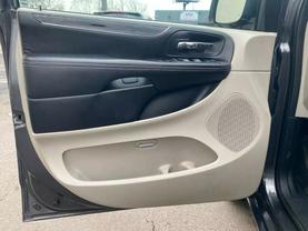 2017 DODGE GRAND CARAVAN PASSENGER PASSENGER GRAY AUTOMATIC - Auto Spot