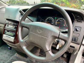 1998 NISSAN ELGRAND VAN VG33E V