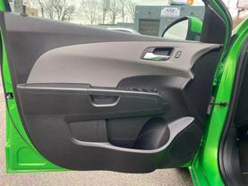 2015 CHEVROLET SONIC HATCHBACK GREEN AUTOMATIC - Auto Spot