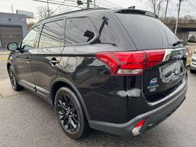 2018 MITSUBISHI OUTLANDER SUV BLACK AUTOMATIC - Auto Spot