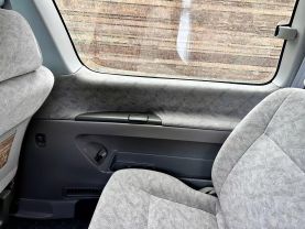 1998 NISSAN ELGRAND VAN VG33E V
