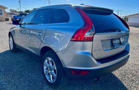 2013 VOLVO XC60 SUV 6-CYL, 3.2 LITER 3.2 PREMIER SPORT UTILITY 4D