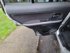 2010 SUZUKI GRAND VITARA SUV 4-CYL, 2.4 LITER PREMIUM SPORT UTILITY 4D