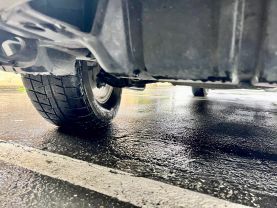 1998 NISSAN ELGRAND VAN VG33E V