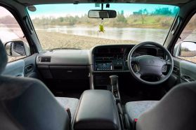 1997 TOYOTA HIACE VAN 1KZ-TE SUPER CUSTOM