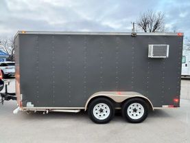 2017 LARK LARK ENCLOSED TRAILER - -