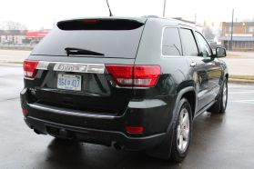 2011 JEEP GRAND CHEROKEE SUV V8, 5.7 LITER OVERLAND SPORT UTILITY 4D
