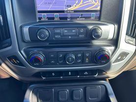 2018 GMC SIERRA 1500 CREW CAB PICKUP V8, ECOTEC3, 5.3 LITER SLT PICKUP 4D 5 3/4 FT