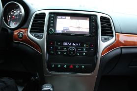 2011 JEEP GRAND CHEROKEE SUV V8, 5.7 LITER OVERLAND SPORT UTILITY 4D