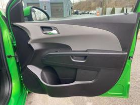 2015 CHEVROLET SONIC HATCHBACK GREEN AUTOMATIC - Auto Spot