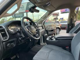 2019 RAM 2500 CREW CAB PICKUP WHITE AUTOMATIC -  V & B Auto Sales